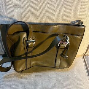 Etienne Aigner Green Leather Shoulder Bag with Adjustable Straps